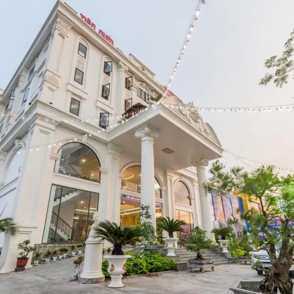 丹安宫公寓式酒店，位于Tiện Hội的酒店