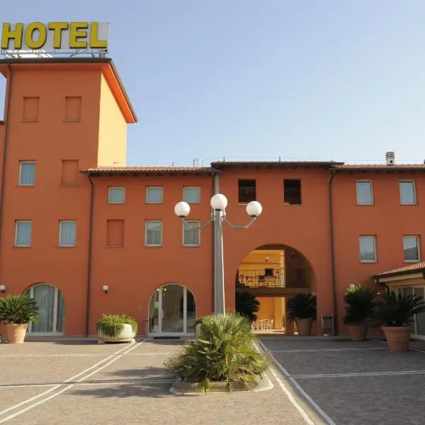 普拉莎酒店，位于SantʼAndrea di Compito的酒店