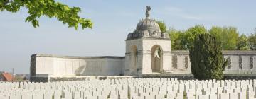 Tyne Cot Cemetery周边酒店