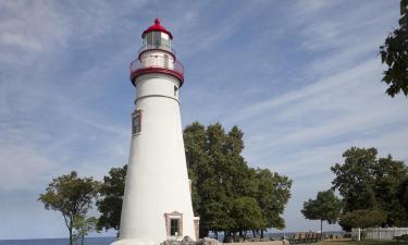 Marblehead Lighthouse周边酒店