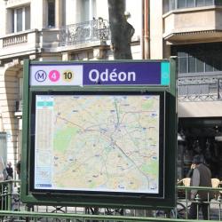 奥德昂地铁站