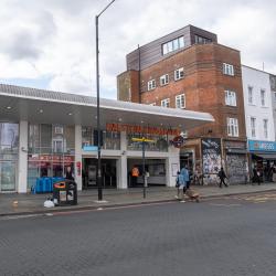 Dalston Kingsland Station