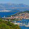 Trogir Riviera的公寓