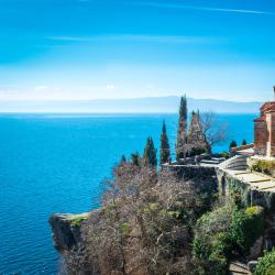Lake Ohrid 10家青旅
