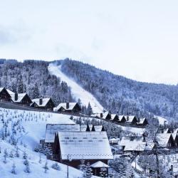 Bukovel Ski 3家豪华帐篷营地