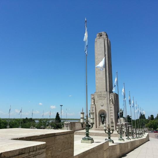 罗萨里奥国旗纪念碑