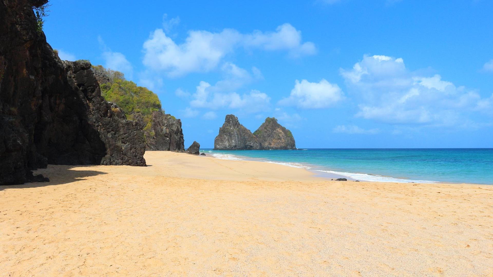 夏日的卡辛巴·帕德雷海灘(praia do cacimba do padre) - 全球精彩