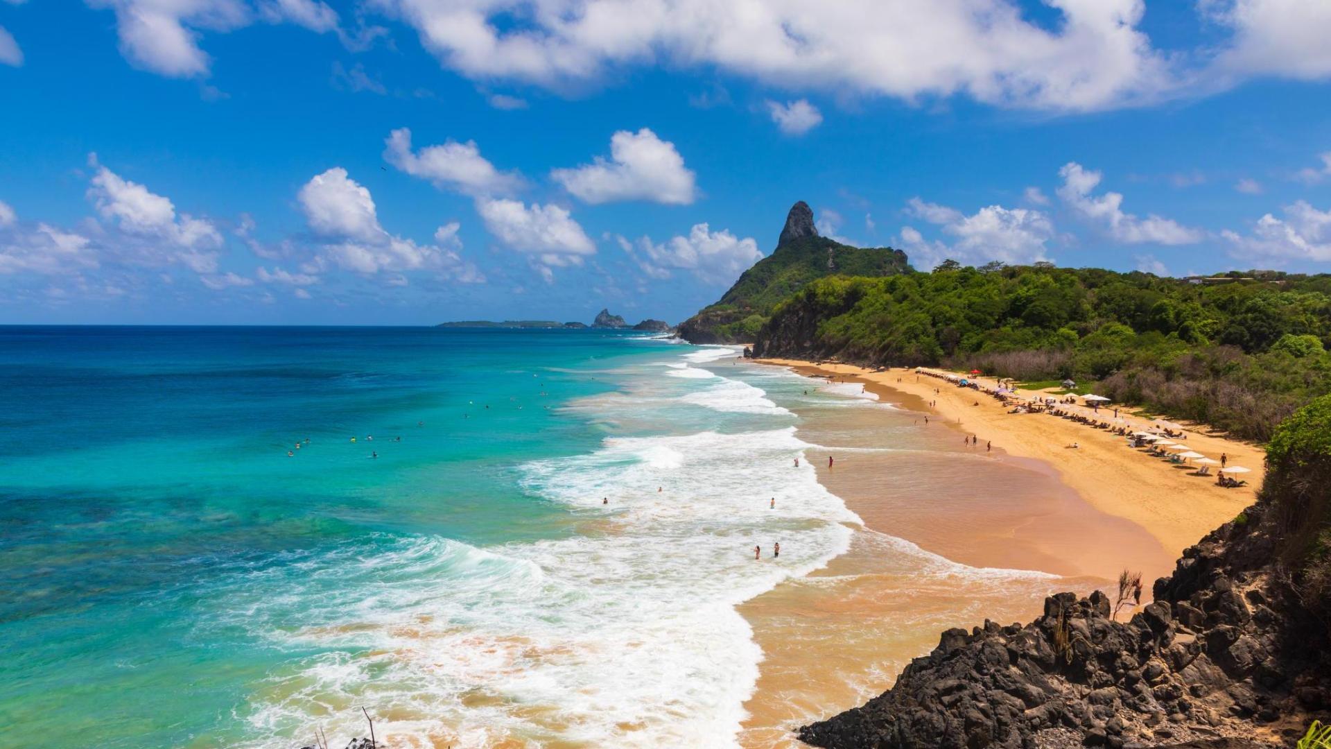 夏日的卡辛巴·帕德雷海滩(praia do cacimba do padre) - 全球精彩
