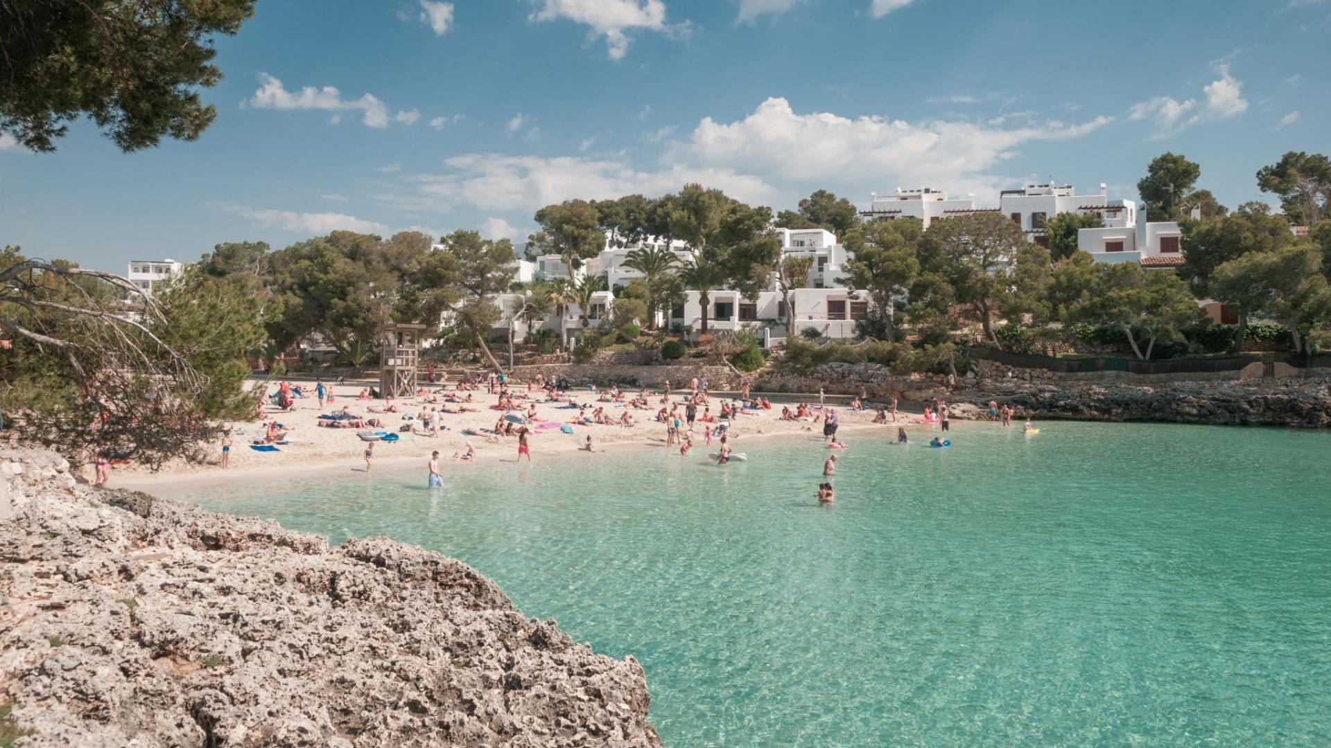 2022/2023西班牙海滩度假 | booking.com