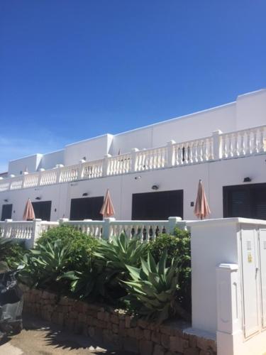 Jacaranda apartments